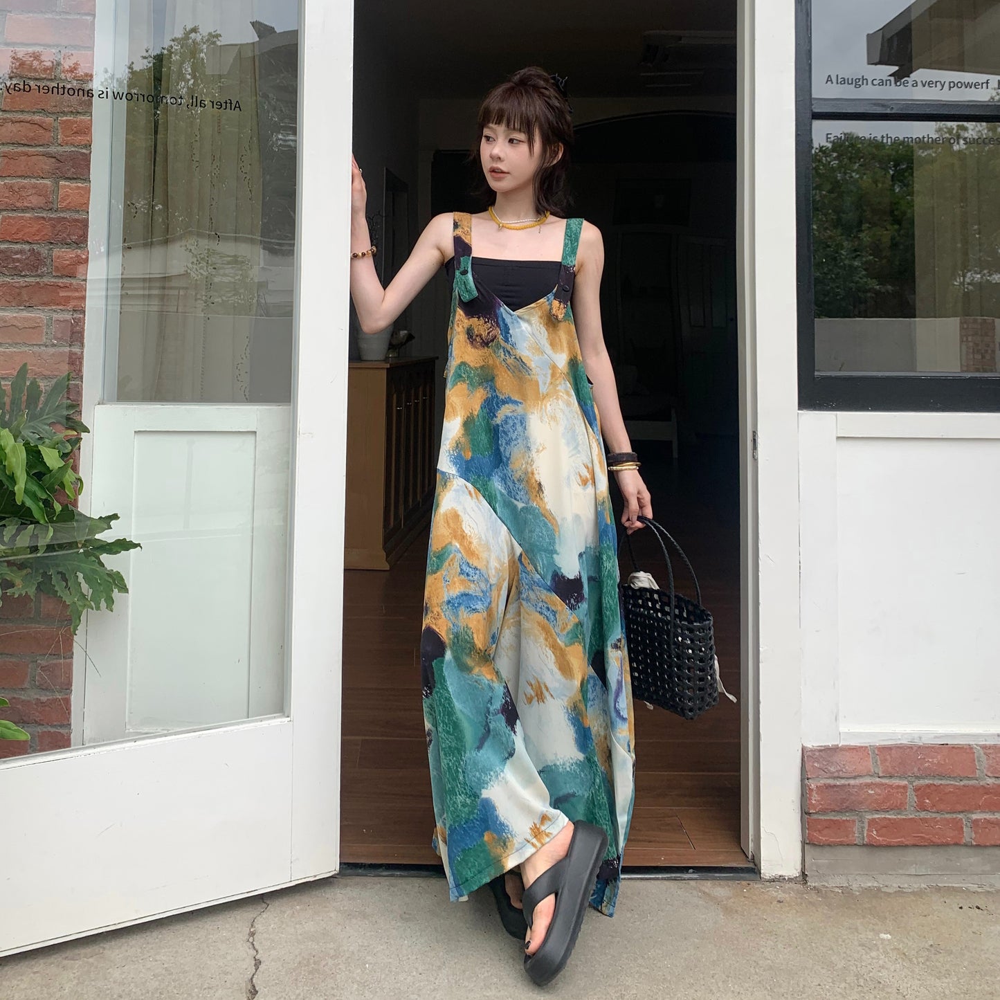 🔥 人気爆発【ボトムス】夏新作 レトロVネック ゆったりリラクシー アイランド風 清涼感 オールインワン【SHシリーズ】