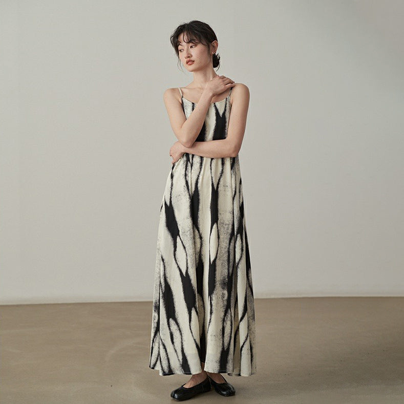 【ワンピース】ヴィンテージ ゆったり シルエット スリム効果 気品あるノースリーブワンピース 【SHシリーズ】