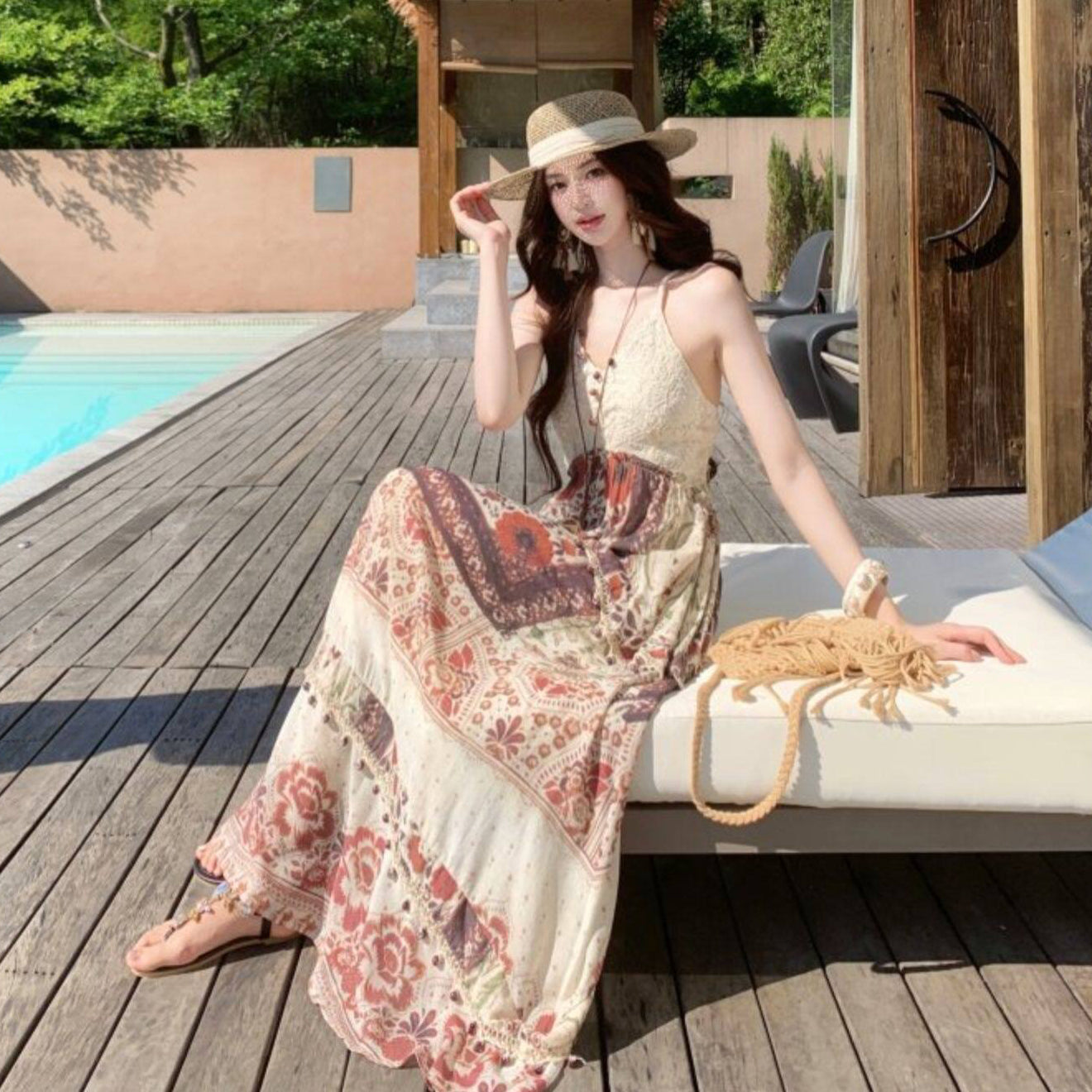 【ワンピース】エスニックボヘミアン風 花柄キャミワンピース Vネック ロング丈 海辺&旅行コーデ バカンスドレス【SHシリーズ】