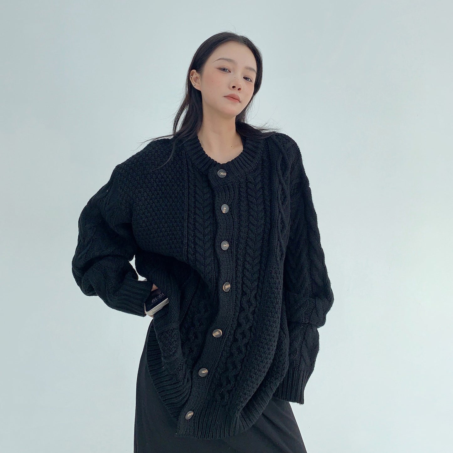 【トップス】ゆったり落ち感 厚手ケーブル編み ニットカーディガン【FCシリーズ】