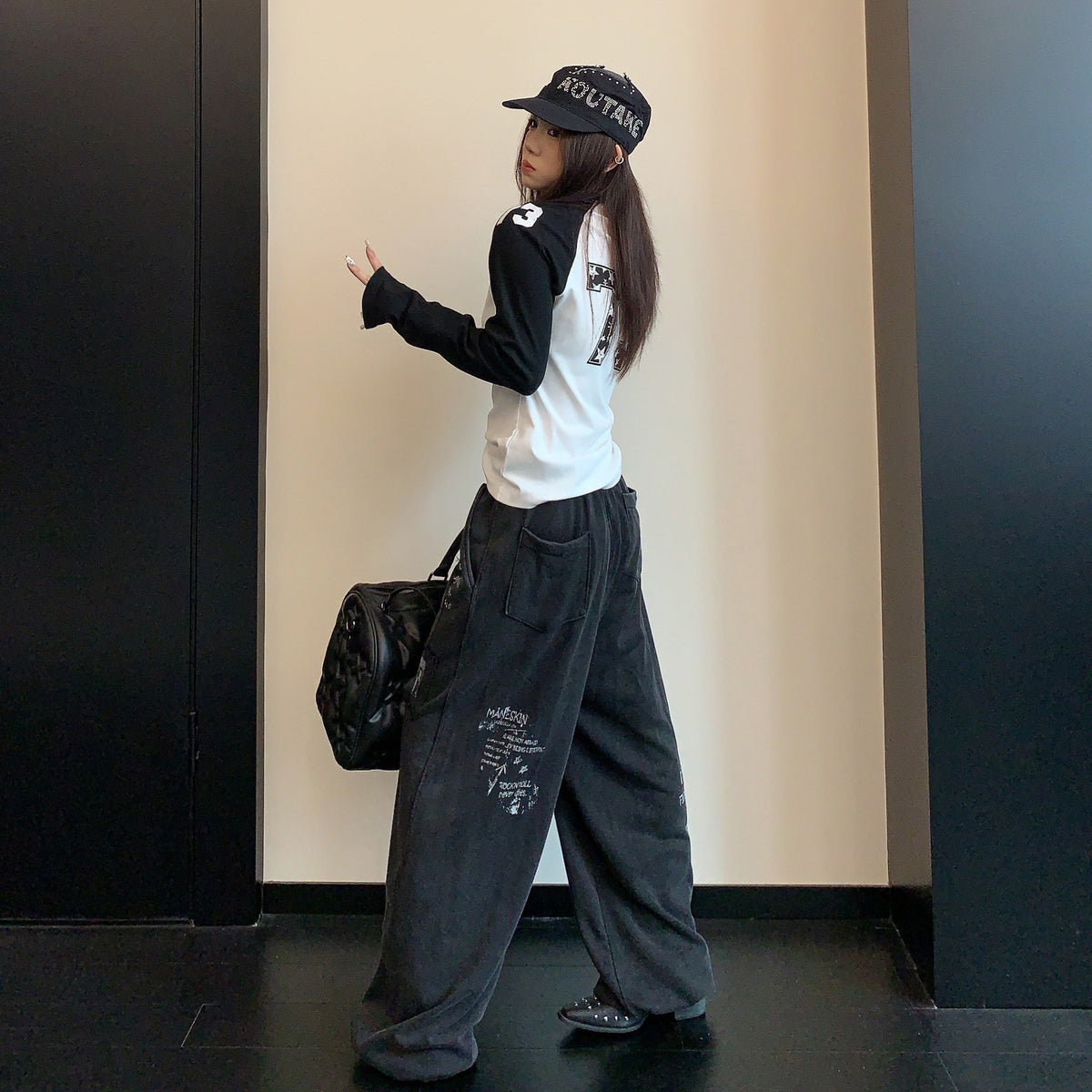 【トップス】配色切替ショート丈長袖Tシャツ レディース 初秋 ミニマル きれいめ【FCシリーズ】