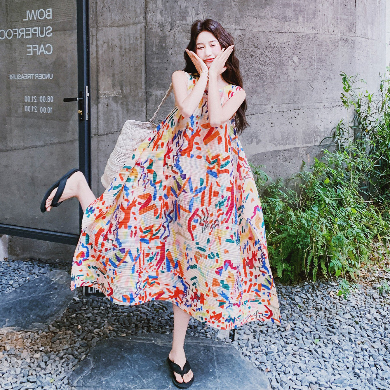 【ワンピース】アート風 グラデーション グラフィティプリント ノースリーブワンピース レディース 夏新作 若見え ゆったり キャミワンピース【SHシリーズ】