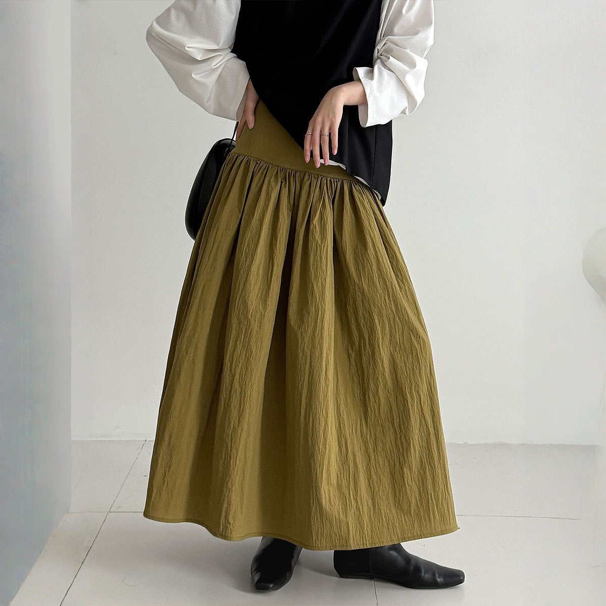 【ボトムス】春 秋 冬 無地 ステッチ入り フレアシルエット スカート 【JZシリーズ】