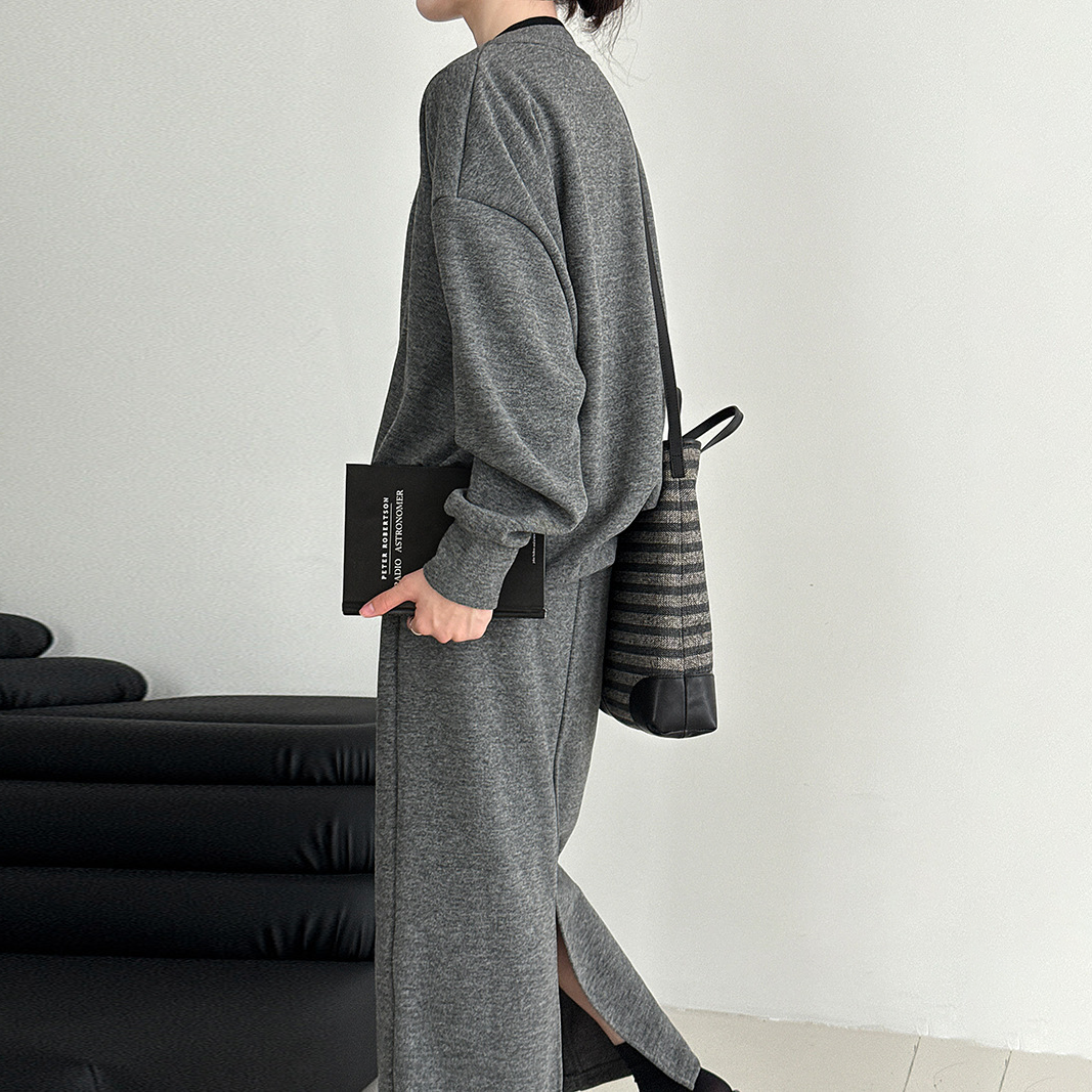 【セットアップ】ふんわりウール斜めボタン切り替えトップス＋ハイウエストスカート 上下セット【JZシリーズ】