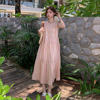 【ワンピース】夏 アート感 都市リゾート風 ピンクストライプ ノースリーブワンピース【SHシリーズ】