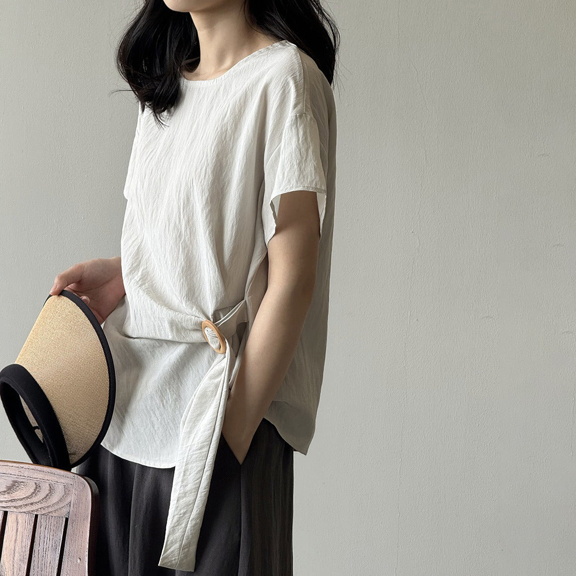 【トップス】夏新作 フレンチエレガンス テンセルリネン  半袖ブラウス 上品ラウンドネック デザインシャツ 【JZシリーズ】
