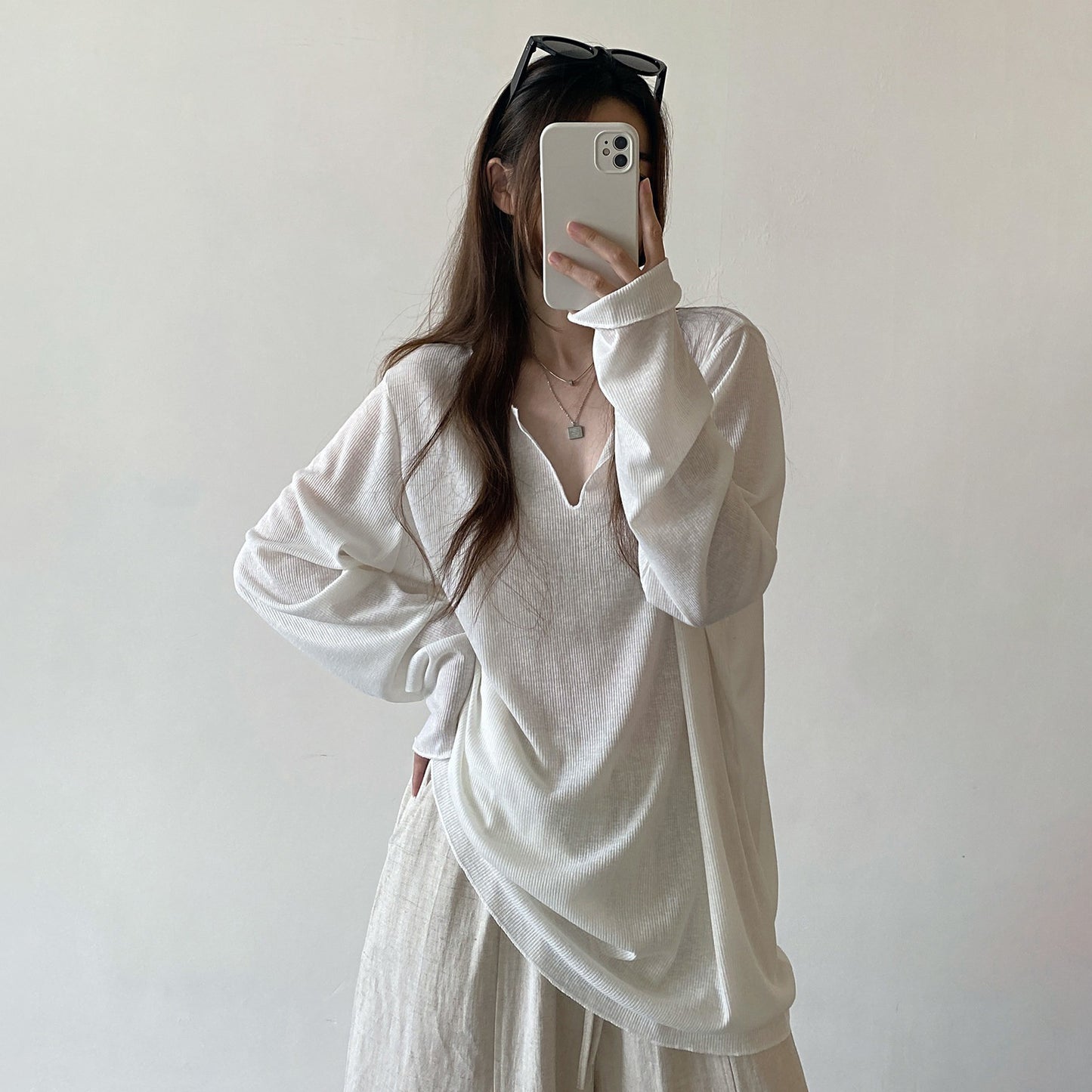 【トップス】Vネックリネン風ビッグTシャツ レディース ゆったり 長袖 UV対策 ミニマルコーデ【FCシリーズ】