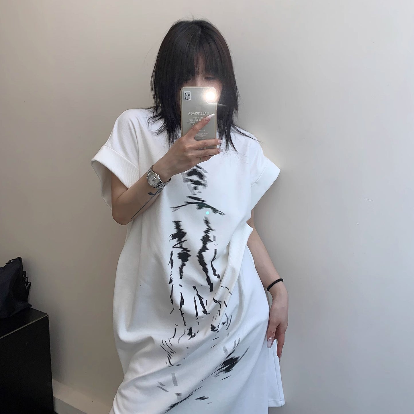 【ワンピース】夏新作 ミステリアス人物アート ロング丈 半袖 Tシャツワンピース【FCシリーズ】