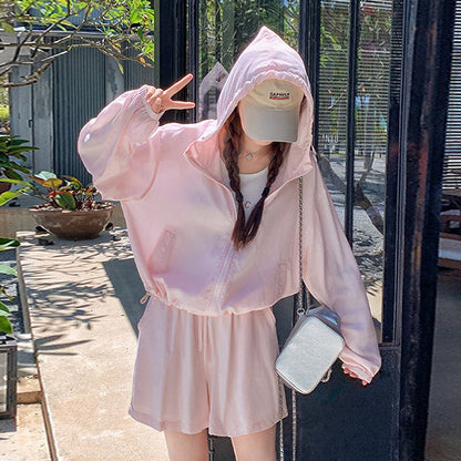 3点セット！【セットアップ】ゆる感たっぷり♡韓国風ピンクUVカットアウター+キャミ＋ショーパンセットアップ 夏の注目 上下セット【JZシリーズ】