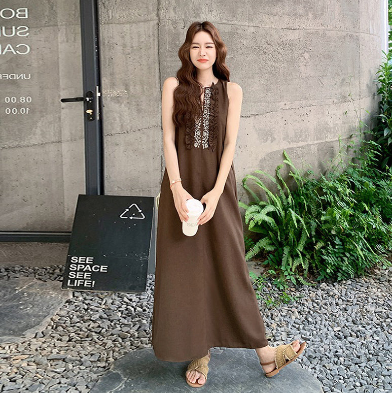 【ワンピース】映え感抜群 フリンジ×刺繍 ノースリーブボヘミアンワンピース 体型カバーも叶うリゾートスタイル【JZシリーズ】