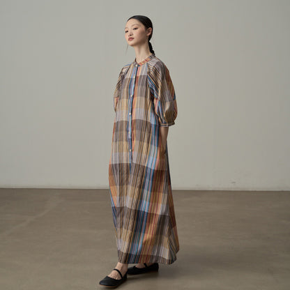 【ワンピース】フレンチリゾート風 チェック柄ロングシャツワンピース 半袖 ゆったりシルエット【SHシリーズ】