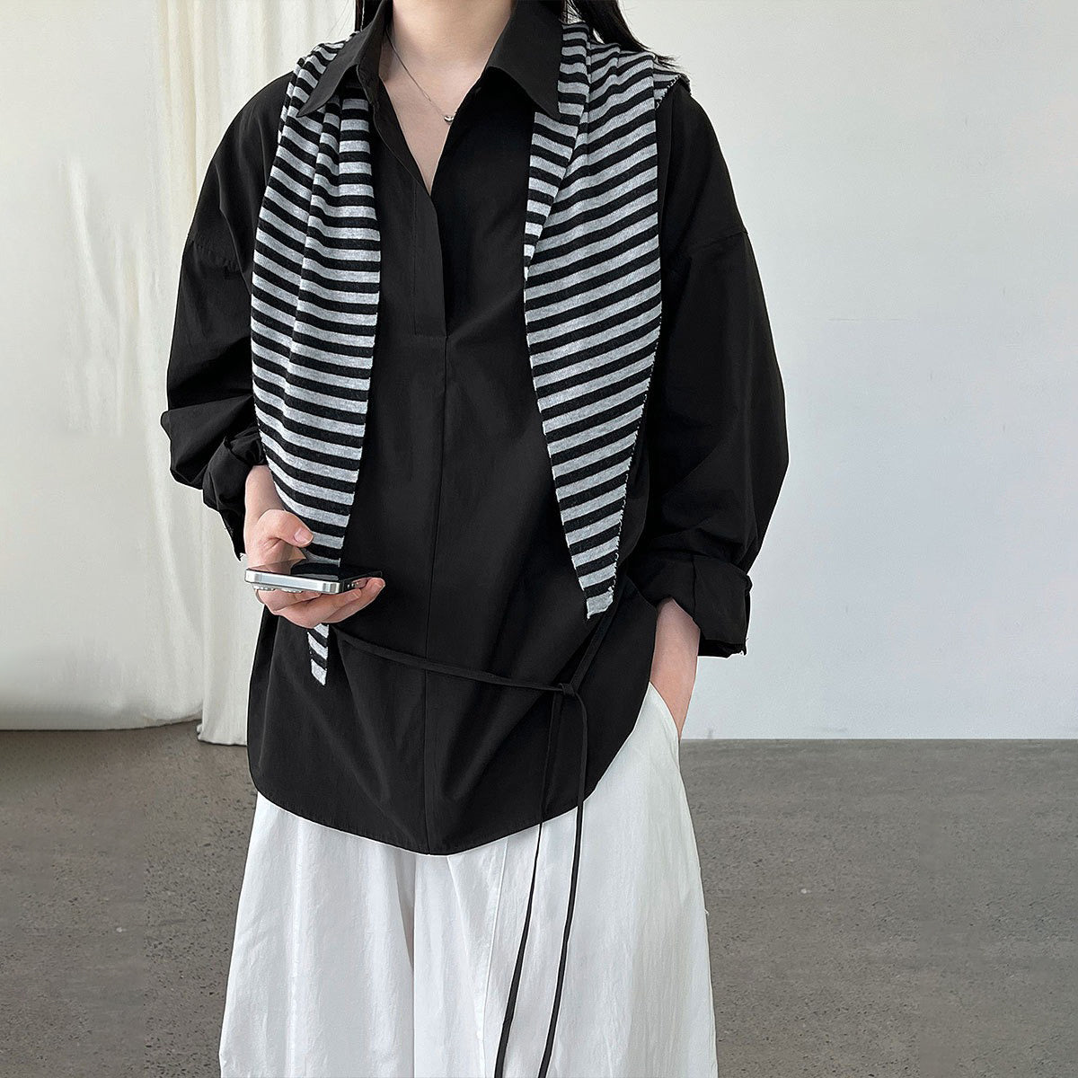 【トップス】韓国風 ポロカラー シャツ レディース 2025秋新作 ウエストリボン 美シルエット レトロブラウス【SNシリーズ】