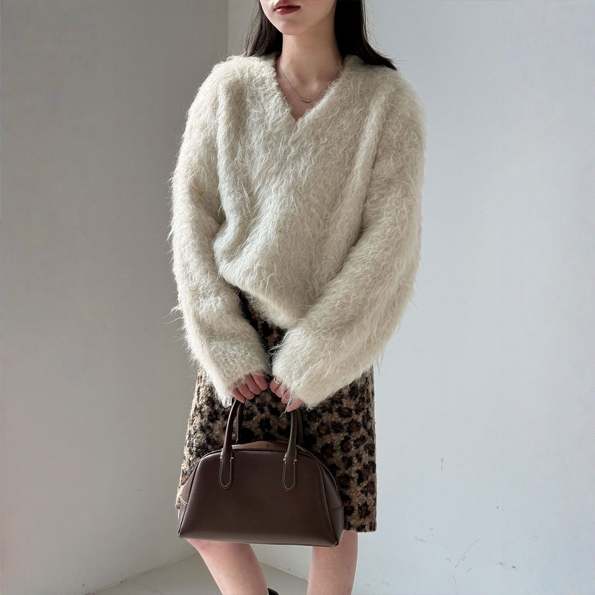 【トップス】もちもち 起毛 Vネック 春 秋 冬 リラックス感 セーター 【JZシリーズ】