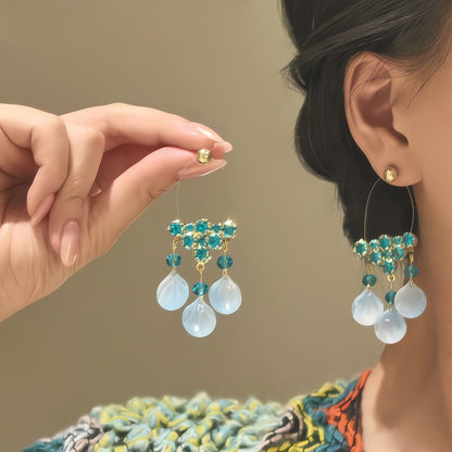 【グッズ】🍃「グリーンリーフトレイル」新作 レディース グリーンタッセルピアス 上品見え デザイン感 リゾート風 おしゃれアクセサリー