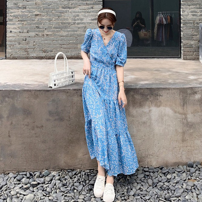 【ワンピース】【10～15日内発送】夏新作 フレンチ風 高級感 Vネック パフスリーブ フラワープリント 半袖ワンピース【SHシリーズ】