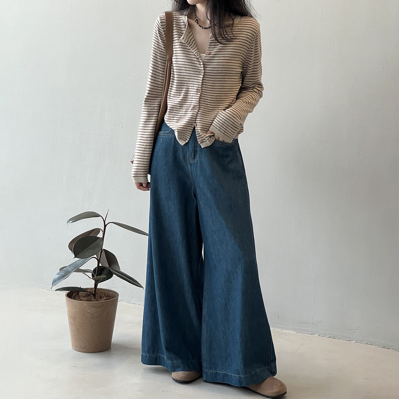 【トップス】バイカラーストライプが映える！韓国風薄手ニットカーディガン｜体型カバーも叶う秋トップス【JZシリーズ】