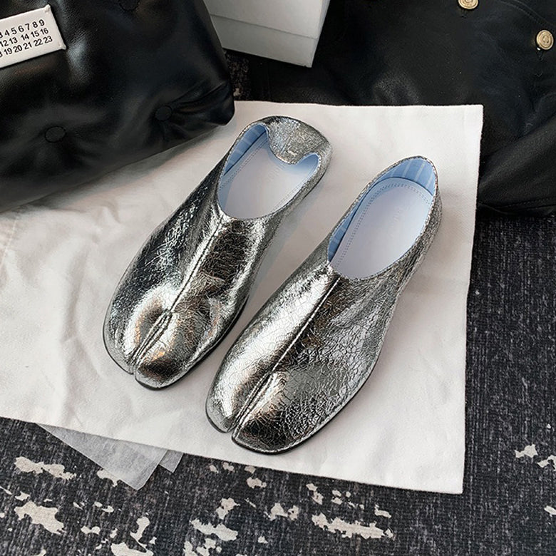 【シューズ】トングシューズ レディース シルバーホースシューズ スリッポン フラット ローカット