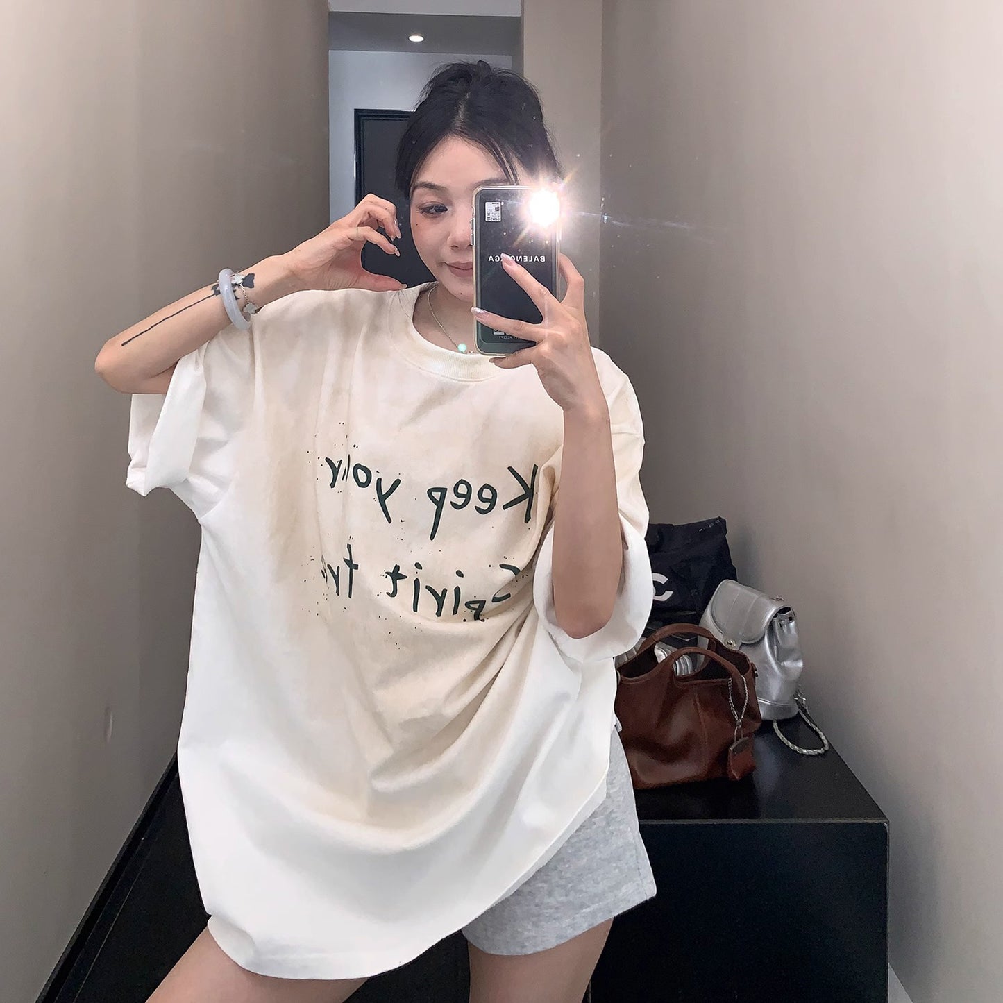 【トップス】アメリカンヴィンテージ風 ウォッシュド加工 グラデーションロゴプリント 綿100％クロップドTシャツ【FCシリーズ】