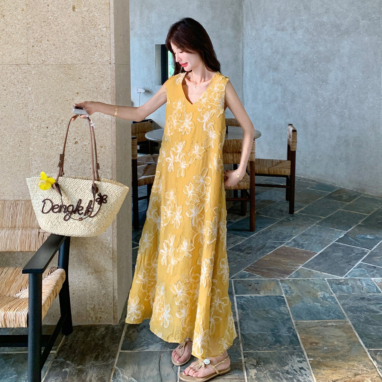 【ワンピース】刺繍ワンピース レディース 夏 Vネック ノースリーブ ロング丈 リゾート風 ゆったり【SHシリーズ】