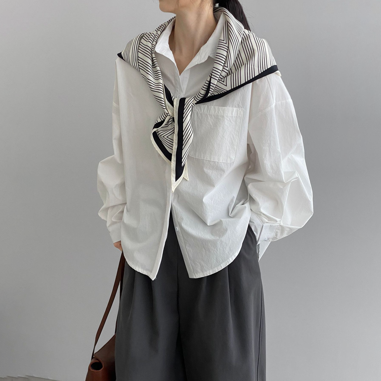 【トップス】アート系 デザインシャツ レディース バルーンスリーブ 韓国風 無地 ゆるカジュアル 上品ブラウス【JZシリーズ】