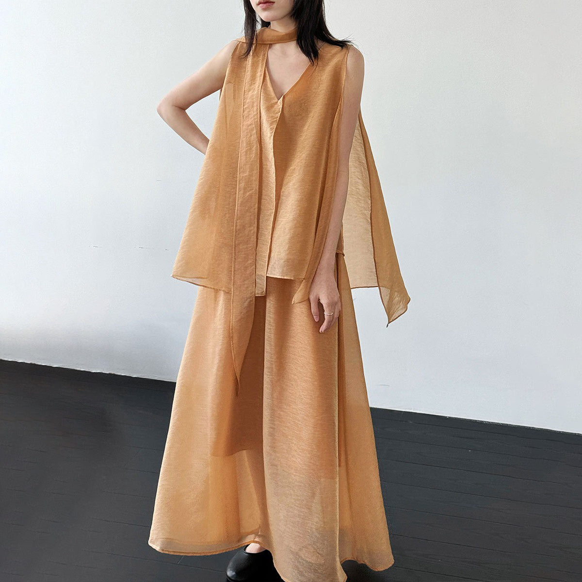 【セットアップ】リゾート風 ノースリーブ トップス & シアースカート 上下セット レディース 夏 フレア Aライン ゆったり 体型カバー フェミニン 人気【JZシリーズ】
