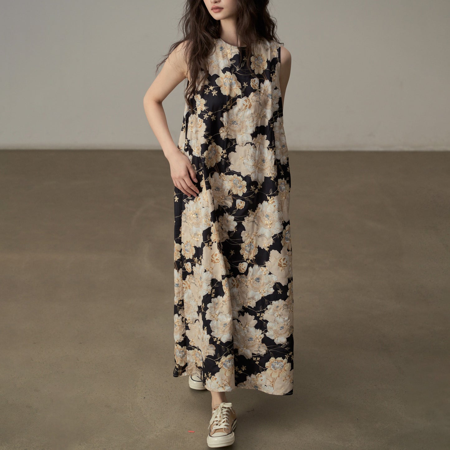 【ワンピース】フレンチレトロ 刺繍プリント 気質キャミワンピース ミモレ丈 ノースリーブワンピース【SHシリーズ】【JZシリーズ】