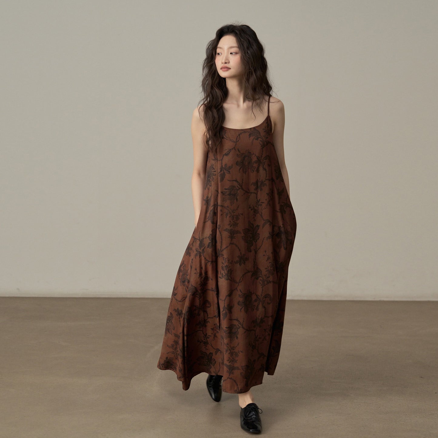 【ワンピース】新中式 ヴィンテージ高級感 プリント 柔らかい素材 リゾート風 ノースリーブワンピース【SHシリーズ】