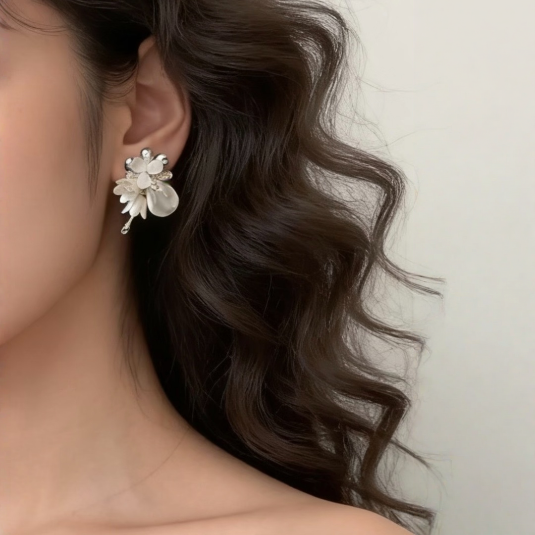 【グッズ】【🐠海底パーク】天然シェル ハンドメイドビーズ 個性的なギフト イヤリング / ピアス 【JZシリーズ】