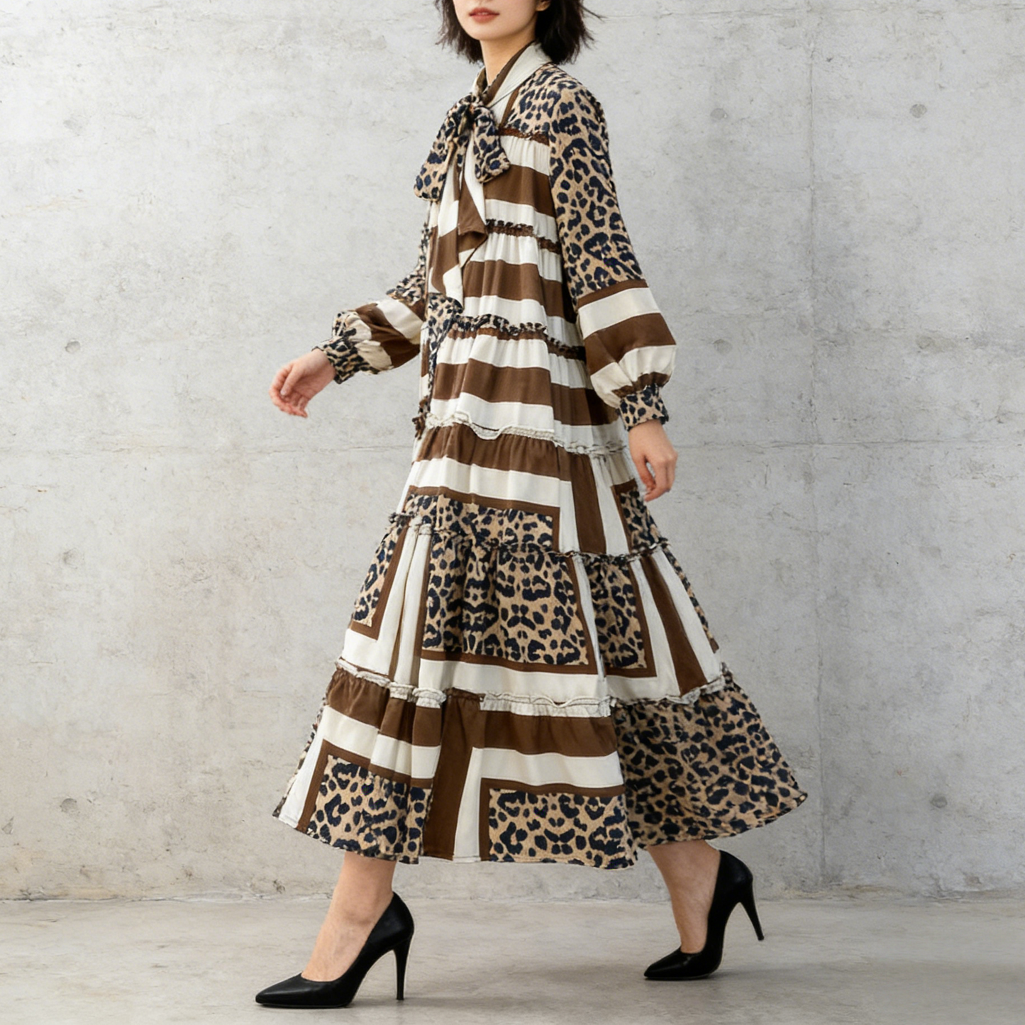 【ワンピース】プリントVネック お腹周りカバー フリル 長袖 ワンピース 【SHシリーズ】