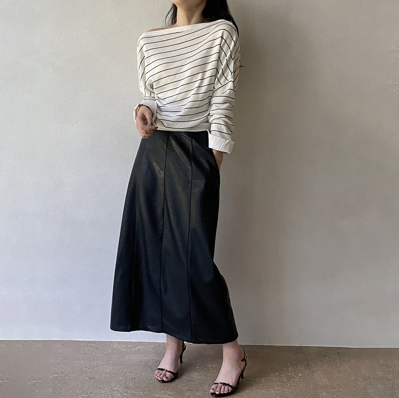 【トップス】オフショルボーダーニットＴシャツ レディース 肩見せ ゆったりシルエット レイヤード 秋トップス【JZシリーズ】