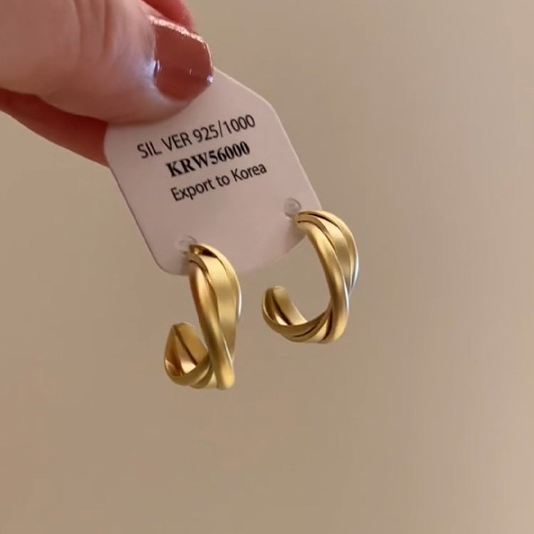 啞光金色圓環耳環｜法式氣質飾品