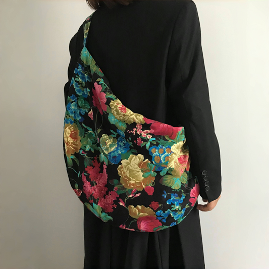 【バッグ】ドーパミン系カラー 写真映え  大容量 斜めがけバッグ 【SHシリーズ】