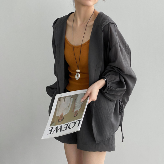 2点セット！【セットアップ】ラッシュガード セットアップ レディース フード付き ジップアップ ショートパンツ UVカット 軽量 上下セット【JZシリーズ】