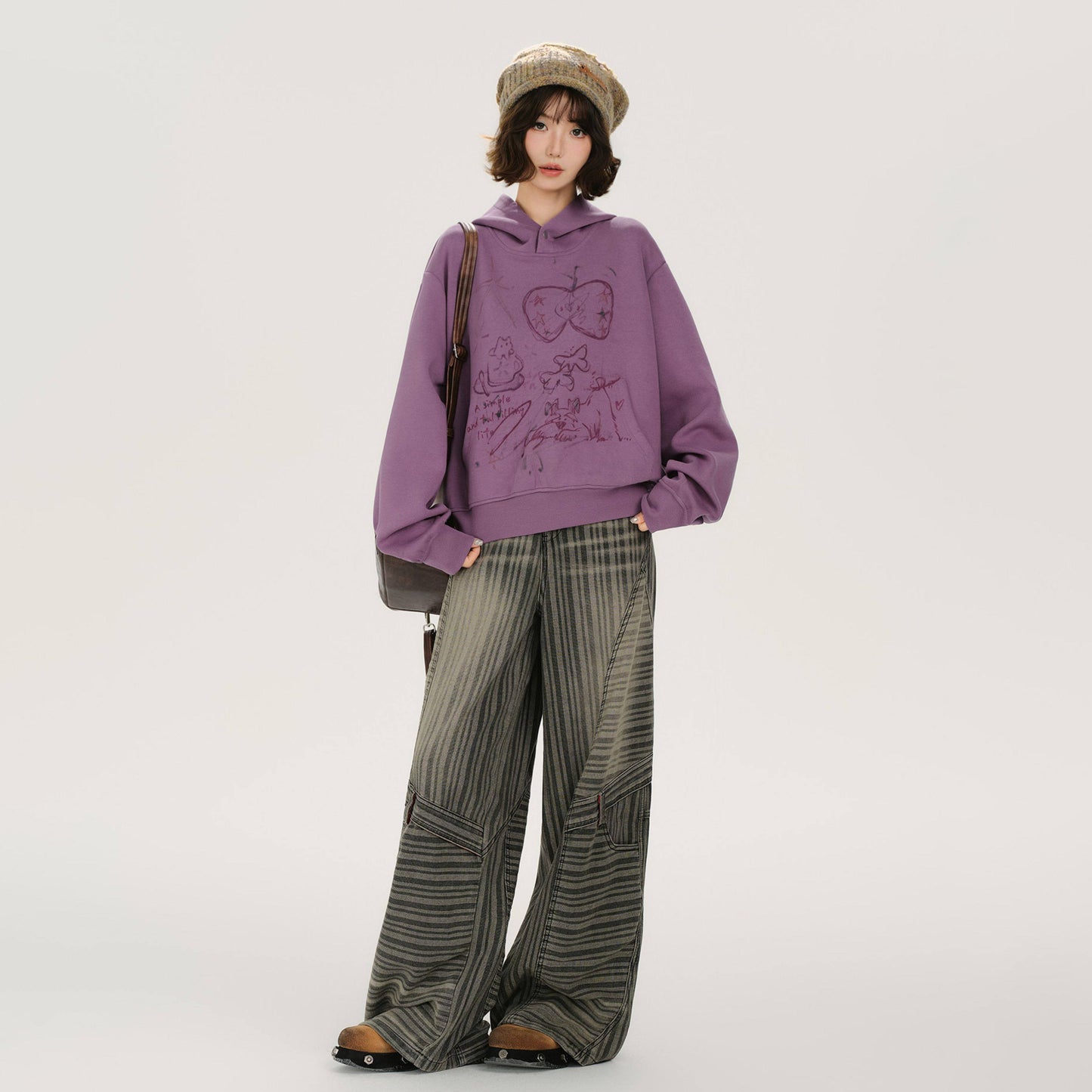 【トップス】アメリカンヴィンテージプリント加工 フード付き長袖スウェットシャツ レディース 秋新作 ゆったりシルエット スリム効果 パーカー【FCシリーズ】