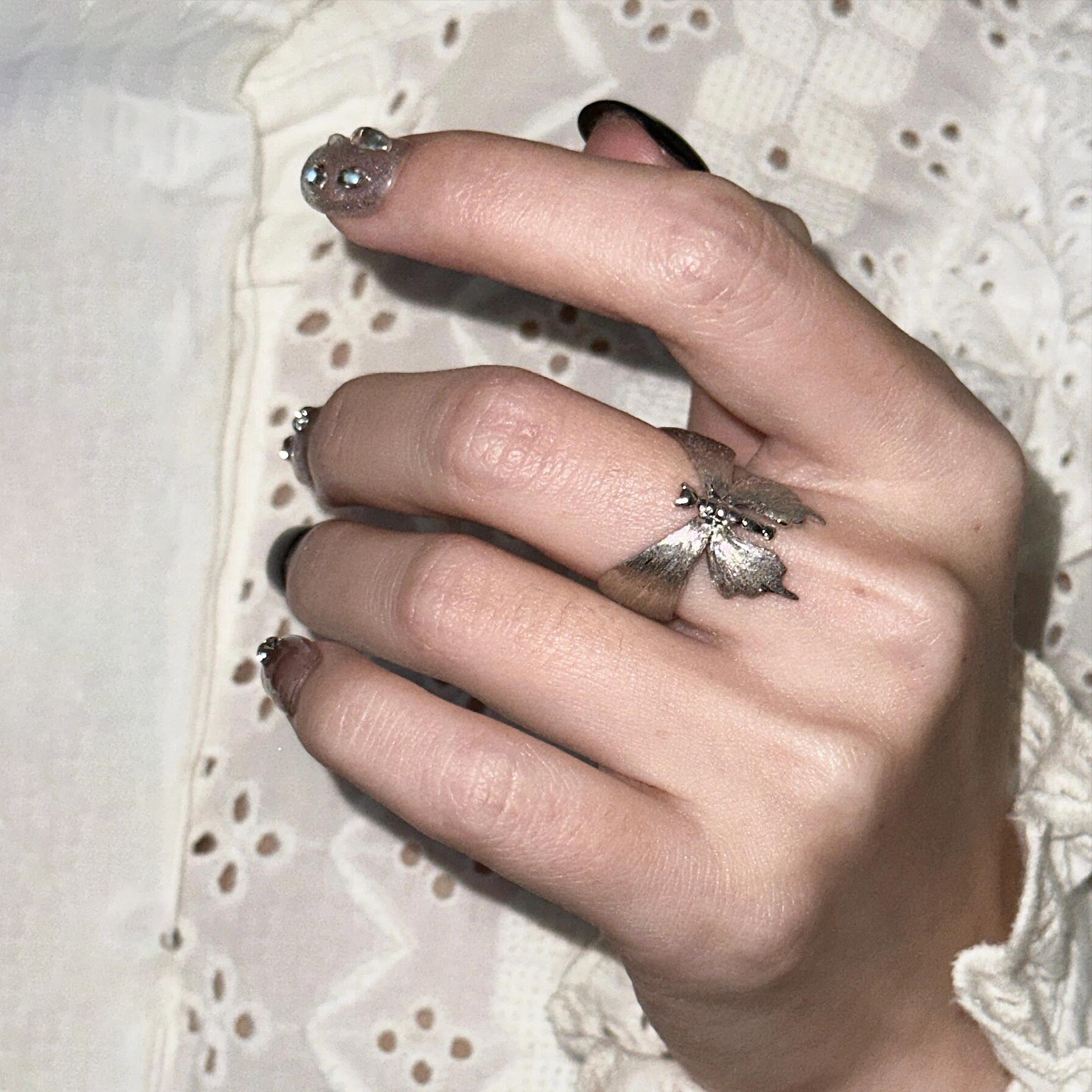 【グッズ】レディース バタフライリング 開口調整可 小众独特 高級感 中古風 指輪