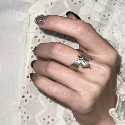 【グッズ】レディース バタフライリング 開口調整可 小众独特 高級感 中古風 指輪