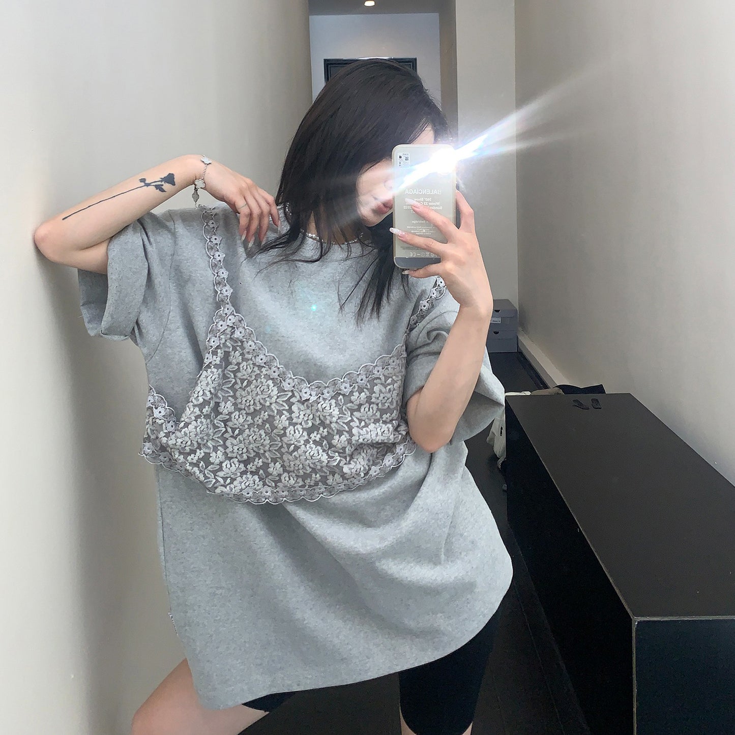 【トップス】夏新作 個性派デザイン 重ね着風 レース切り替え 綿100％ 半袖Tシャツ【FCシリーズ】