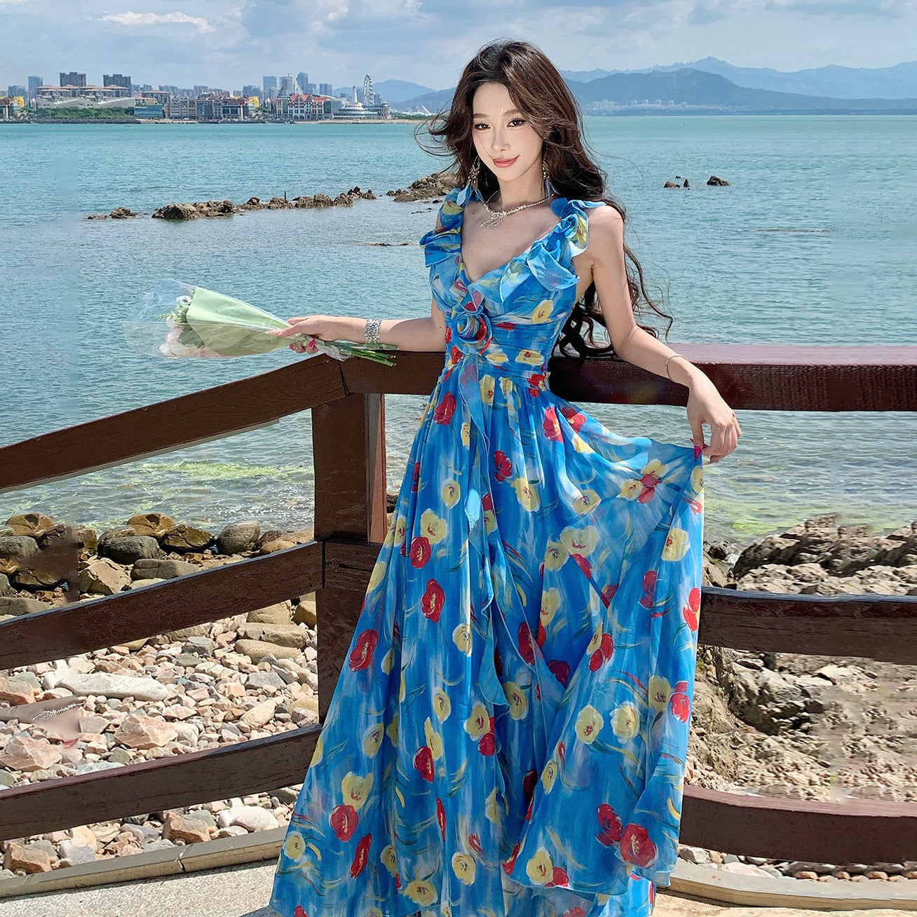 【ワンピース】リゾートワンピース レディース 夏 ブルー花柄 シフォン ノースリーブ Vネック ウエストマーク ロング丈【SHシリーズ】