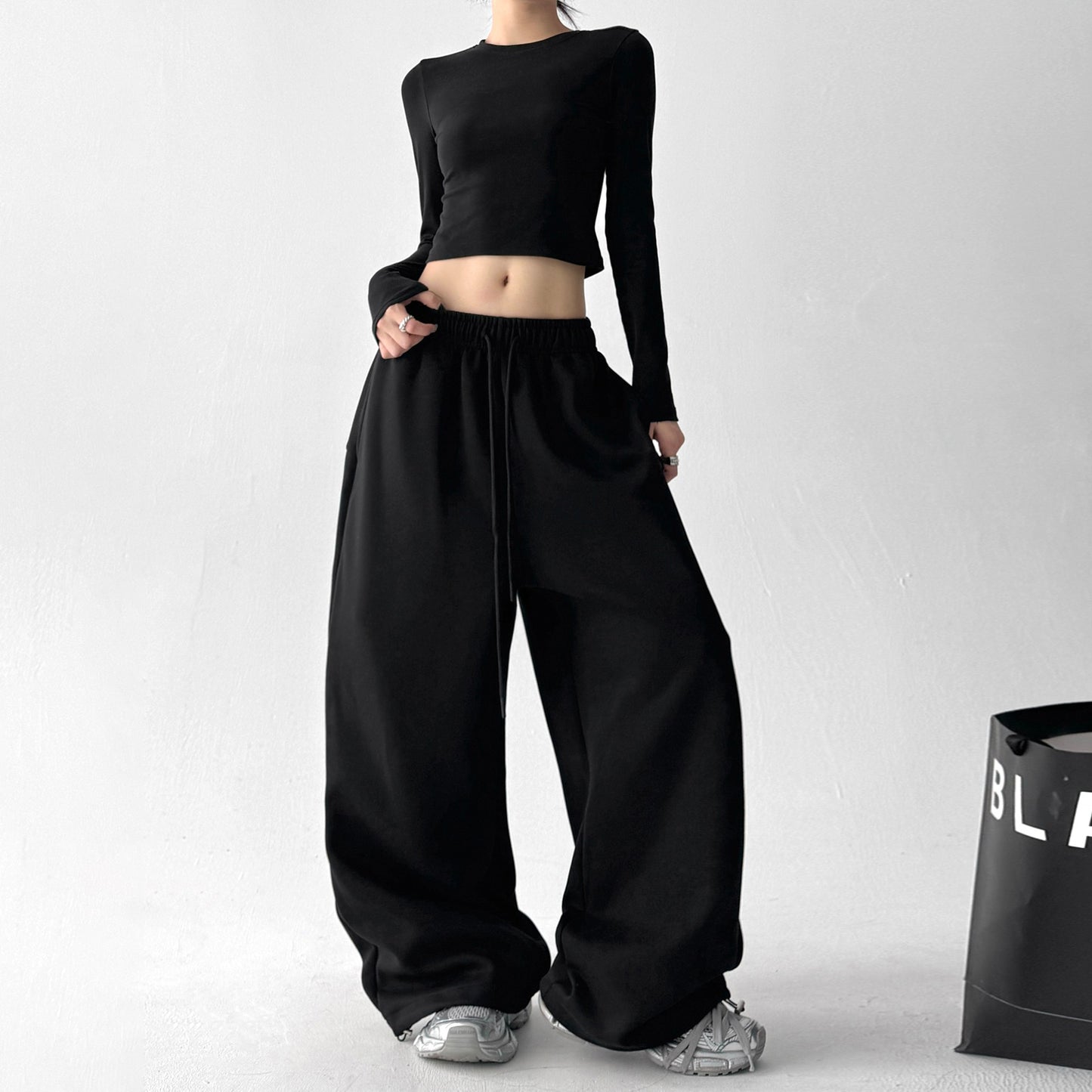 【ボトムス】ハイウエスト 刺繍入り スポーツパンツ レディース 春秋 ゆったり ワイド【FCシリーズ】