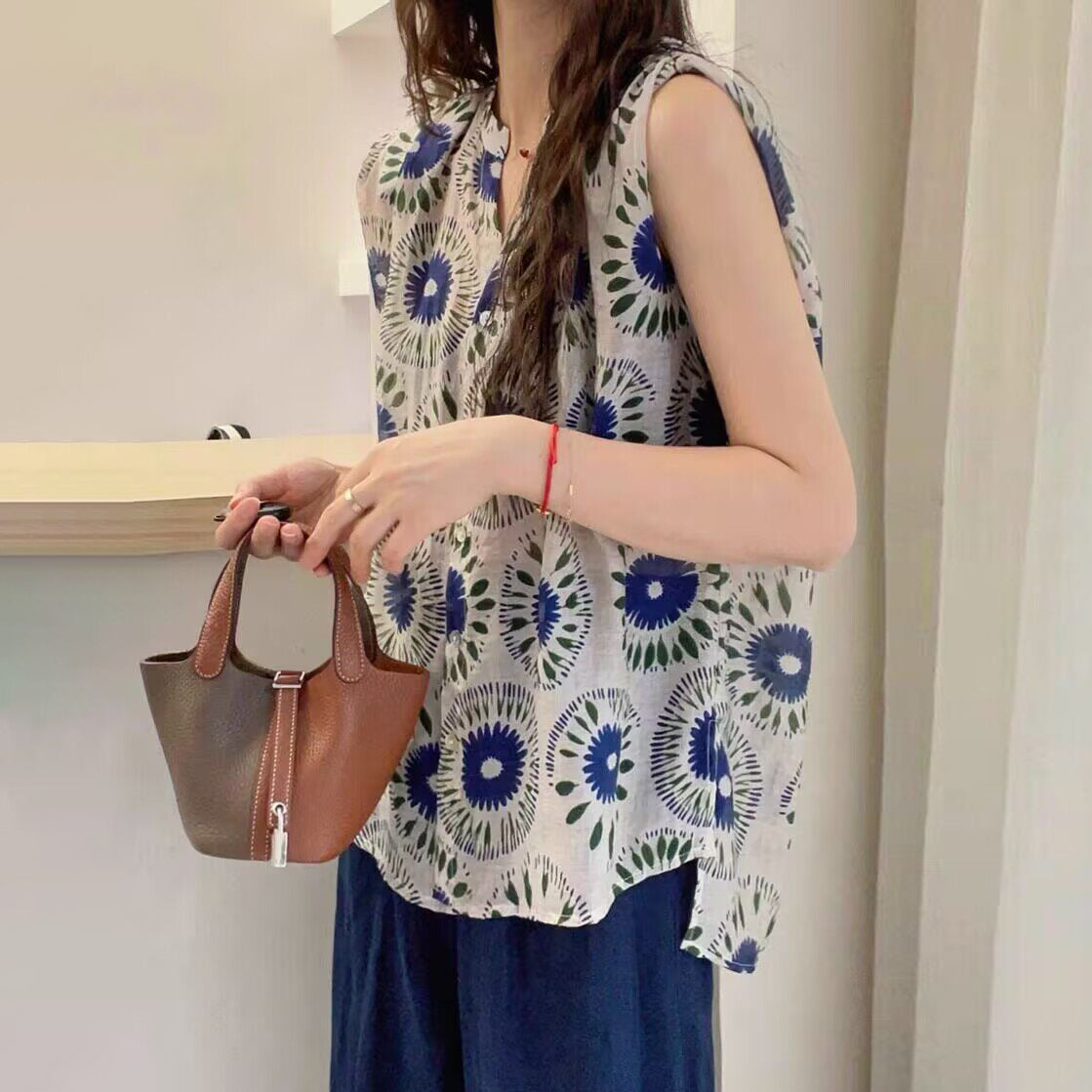 期間限定⭐️60%OFF【トップス】ボヘミアン リゾート風 レトロ ノースリーブシャツ レディース  夏新作 軽量 通気性 ウエストマーク 体型カバー ナチュラル カジュアル サマートップス【SHシリーズ】