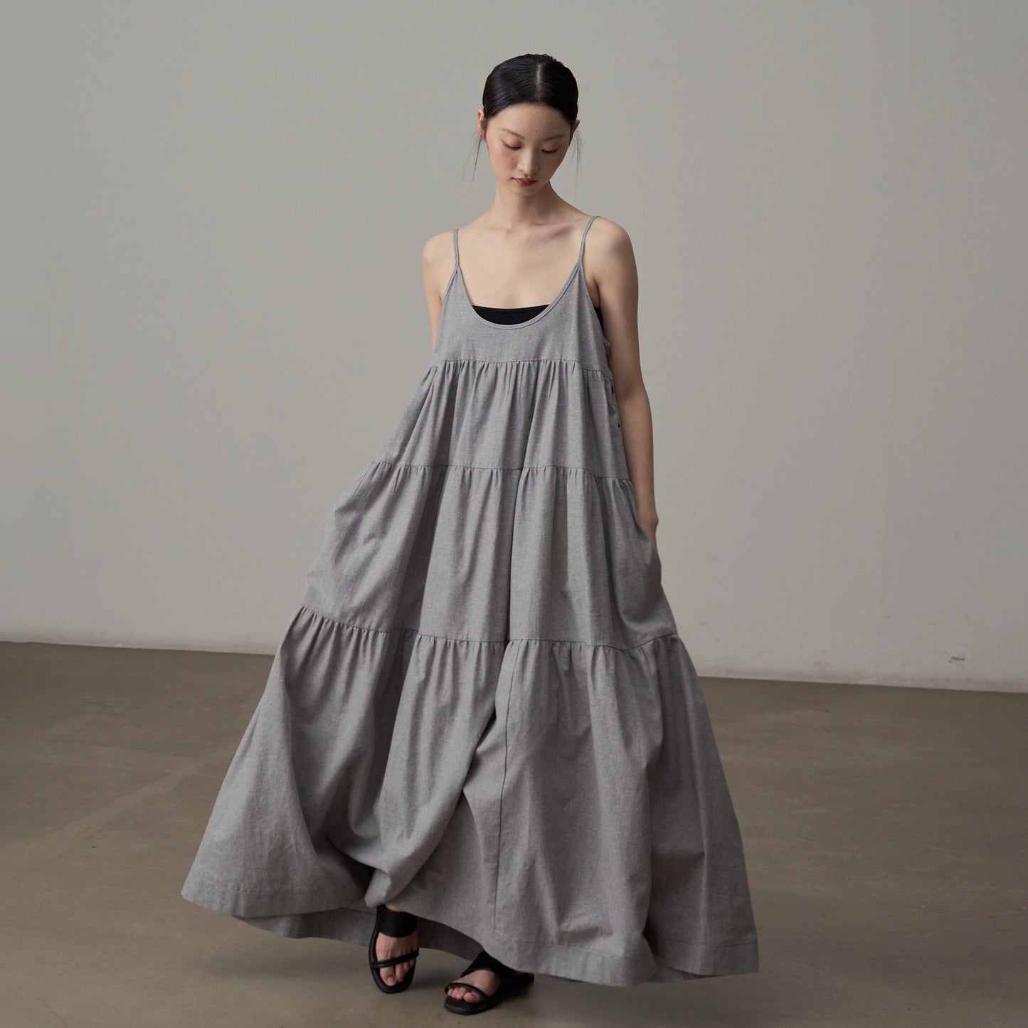 【ワンピース】リラックス感たっぷり キャミロングワンピース 夏のバカンスコーデに ノースリーブドレス【JZシリーズ】