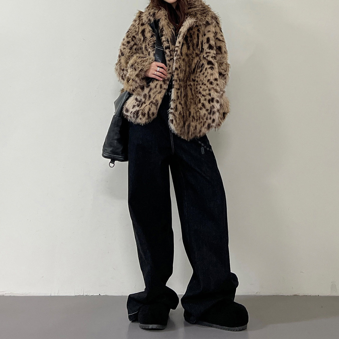 【アウター】レオパード柄 エコファー フェイクミンク ボアジャケット レディースふわもこ オーバーサイズ ショート丈【FCシリーズ】【15～20日内発送】