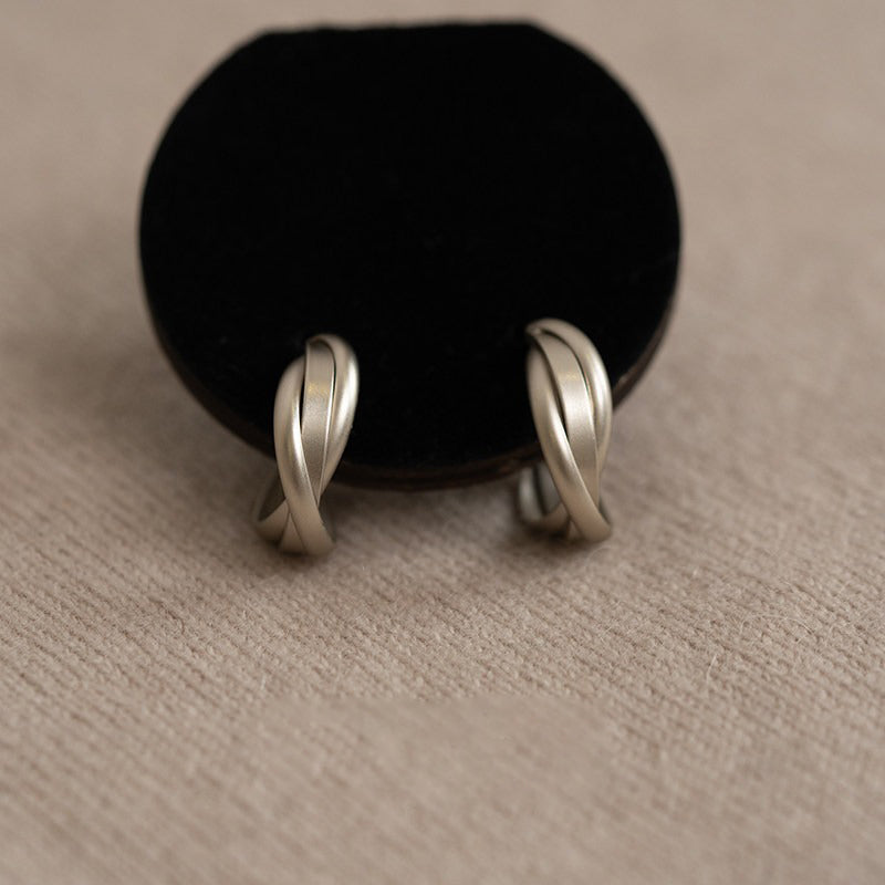 【グッズ】ヴィンテージマットクロスジオメトリックイヤリング ピアス 2026新作 爆発的ヒット 軽奢感 高級感 シンプルクール