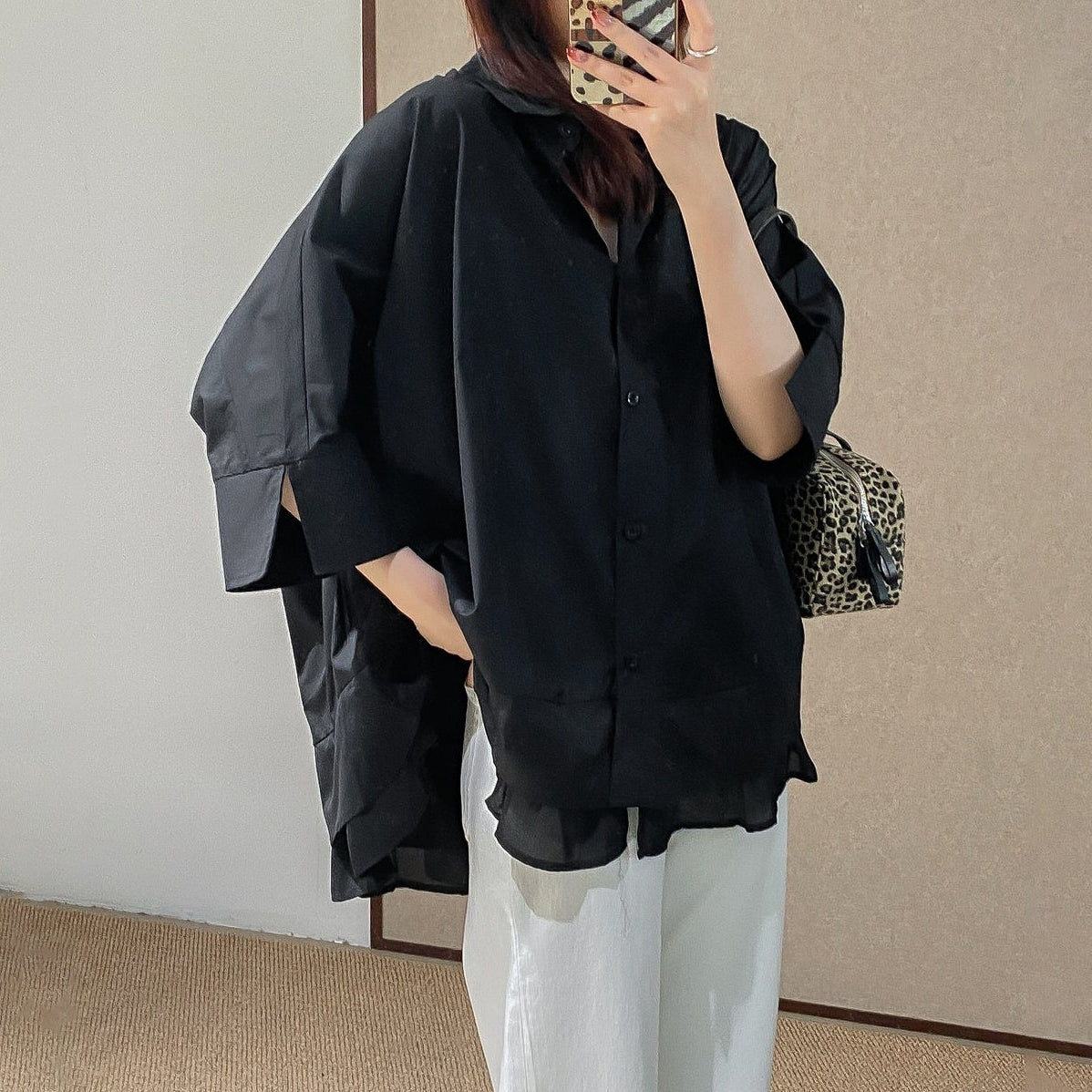 【トップス】シンプル チュニック シャツ｜ダブル フリル ティアード 裾｜半袖 襟付き 前開き ゆるシルエット 着痩せ 体型カバー【JZシリーズ】