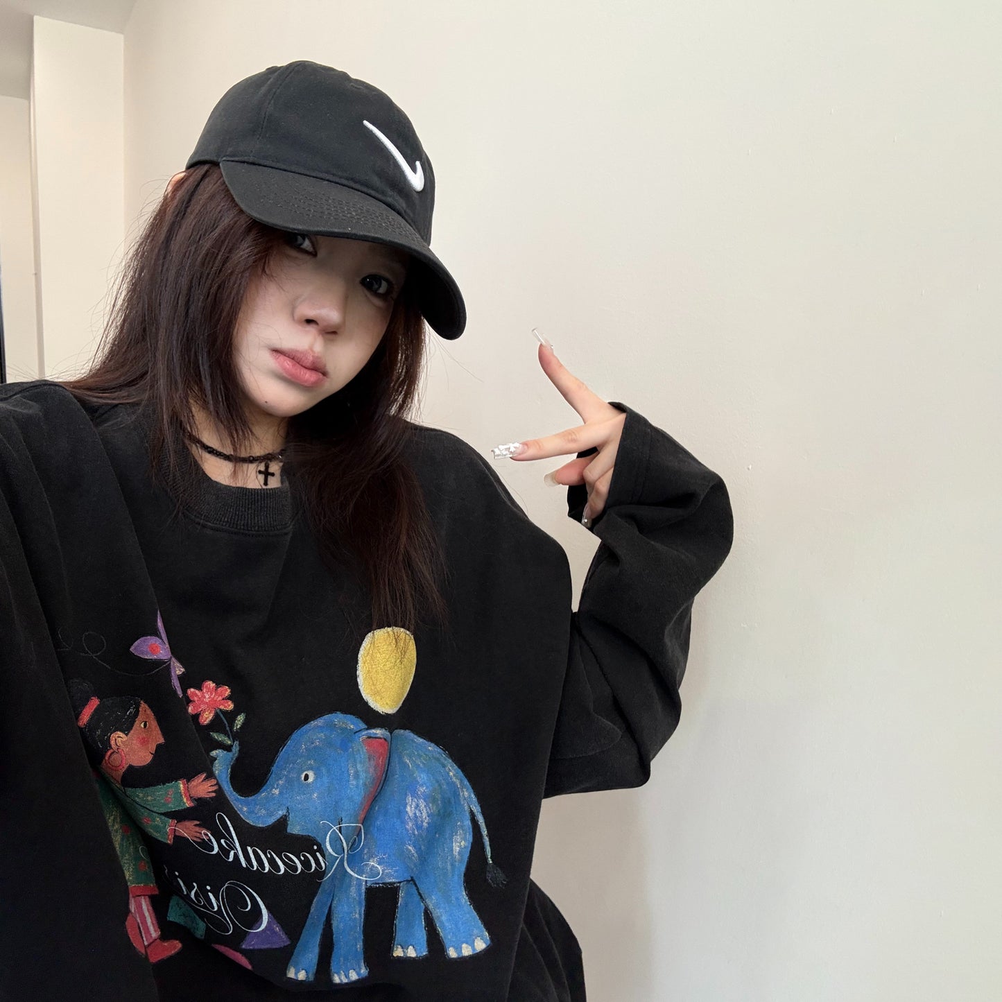 【トップス】ヴィンテージ風グラフィックロンT レディース 落書きプリント 長袖Tシャツ ゆったり ストリート【FCシリーズ】
