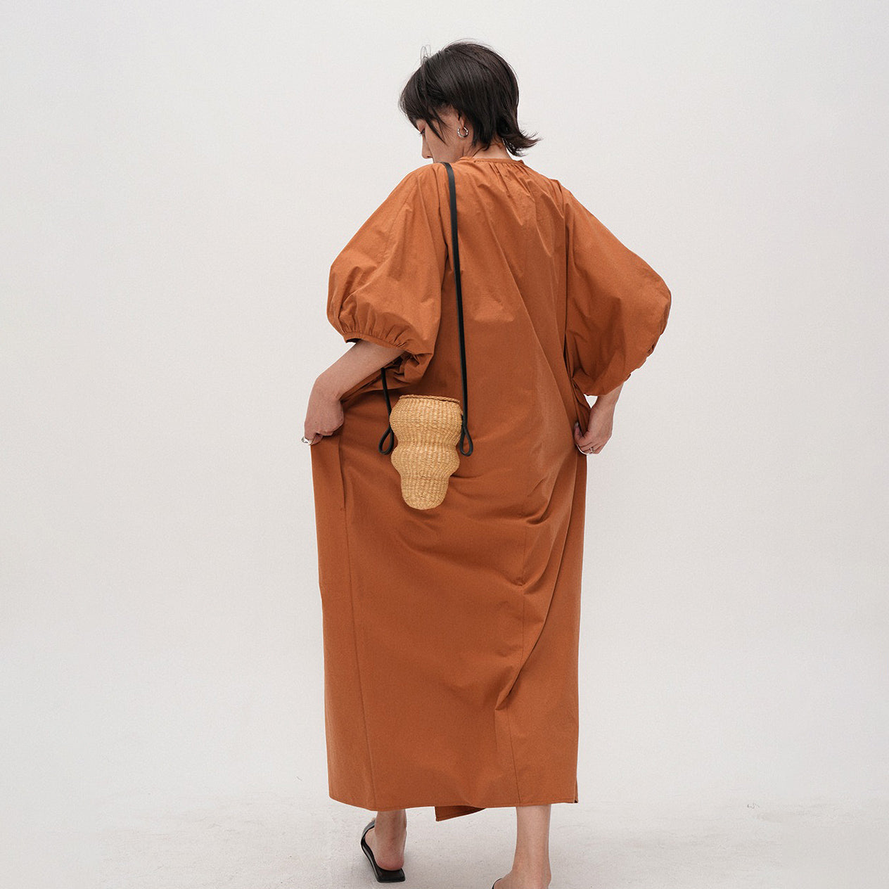 【ワンピース】夏 デザイン感溢れる プルオーバー ゆったりシルエット バカンス風半袖ワンピース【JZシリーズ】