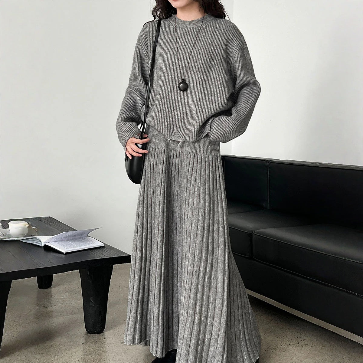 【セットアップ】春 秋 冬 クルーネック セーター + ハイウエスト  細見え プリーツスカート 2点セット 【JZシリーズ】