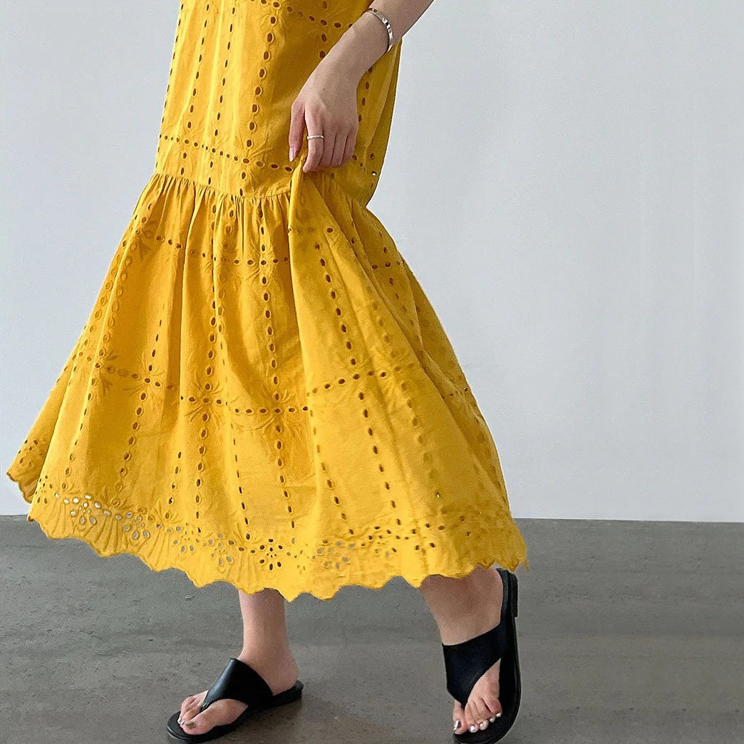 【ワンピース】夏 透かし彫り レース 刺繍 Vネック 半袖 ワンピース【SNシリーズ】