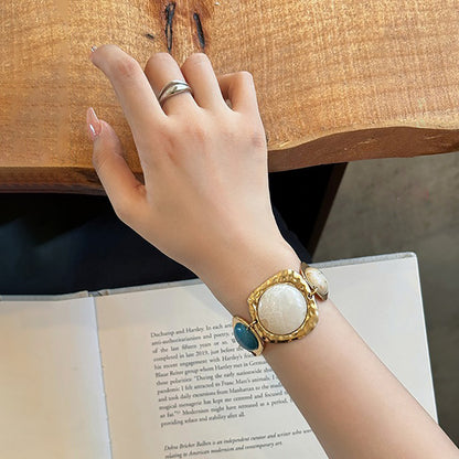 【グッズ】✨新作 レディース ヴィンテージ風 ボヘミアンブレスレット 存在感あり 華やか レトロ調 上品見え 小众デザイン