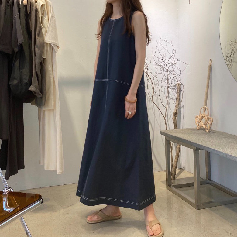 【ワンピース】レトロ感 リラックス風 ステッチデザイン×ゆったりシルエット ノースリーブワンピース